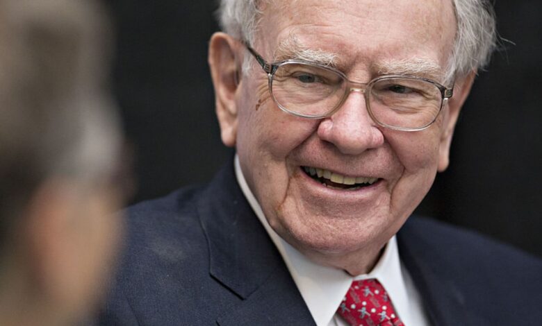 4 public speaking lessons that changed Warren Buffett’s life 4 public speaking lessons that changed Warren Buffett’s life