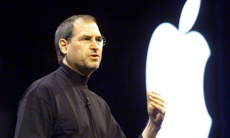 3 tricks Steve Jobs used that can help you be a better public speaker 3 tricks Steve Jobs used that can help you be a better public speaker