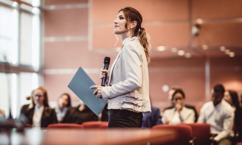 17 Clever Ways To Get Better At Public Speaking As A Leader 17 Clever Ways To Get Better At Public Speaking As A Leader