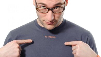 7 Powerful Public Speaking Tips From One of the Most-Watched TED Talks Speakers