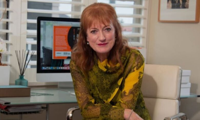 Author Maggie Eyre launches book on personal branding in Whanganui Author Maggie Eyre launches book on personal branding in Whanganui