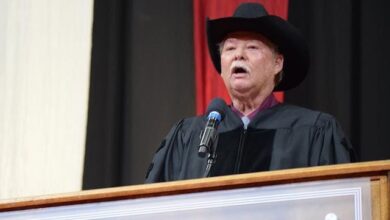 10 Top Keynote Speakers Tell How Presenting Advances Their PR Success