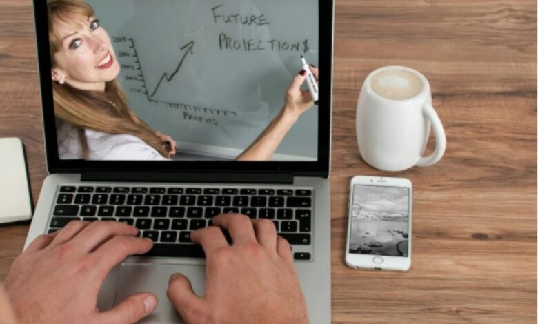 How to Improve Your Presentation Skills for Video Conferencing How to Improve Your Presentation Skills for Video Conferencing