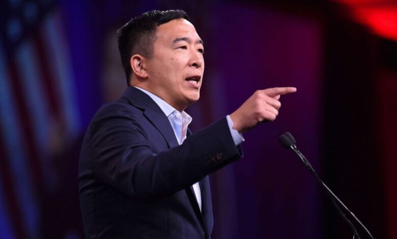 Andrew Yang’s speaking fees, including from JPMorgan, raise campaign finance questions: Experts Andrew Yang’s speaking fees, including from JPMorgan, raise campaign finance questions: Experts
