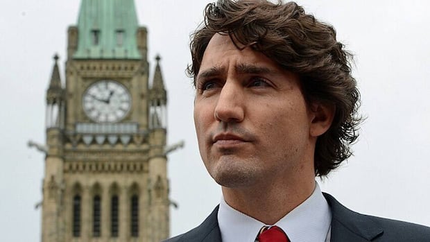 MPs and senators’ side income provokes ethics debate MPs and senators’ side income provokes ethics debate