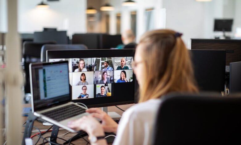 8 tips on how to present over Zoom like a pro 8 tips on how to present over Zoom like a pro