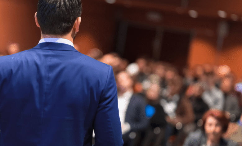 9 Expert Tips on How to Become an Effective Conference Speaker 9 Expert Tips on How to Become an Effective Conference Speaker