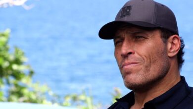 How Tony Robbins Changed His Life at 17 Years Old