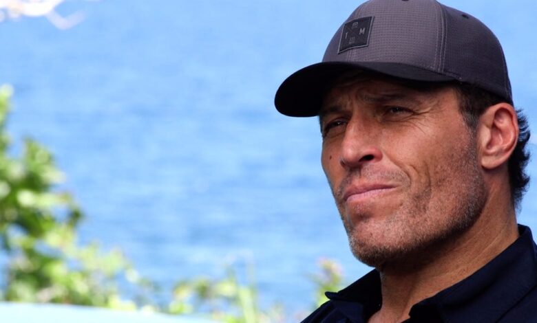 How Tony Robbins Changed His Life at 17 Years Old